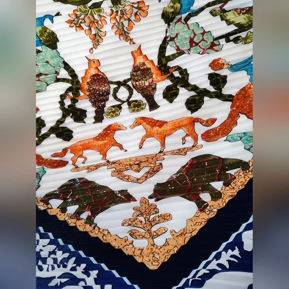 Hermès Early America Plissé 90 scarf With Box - Picture 7 of 17